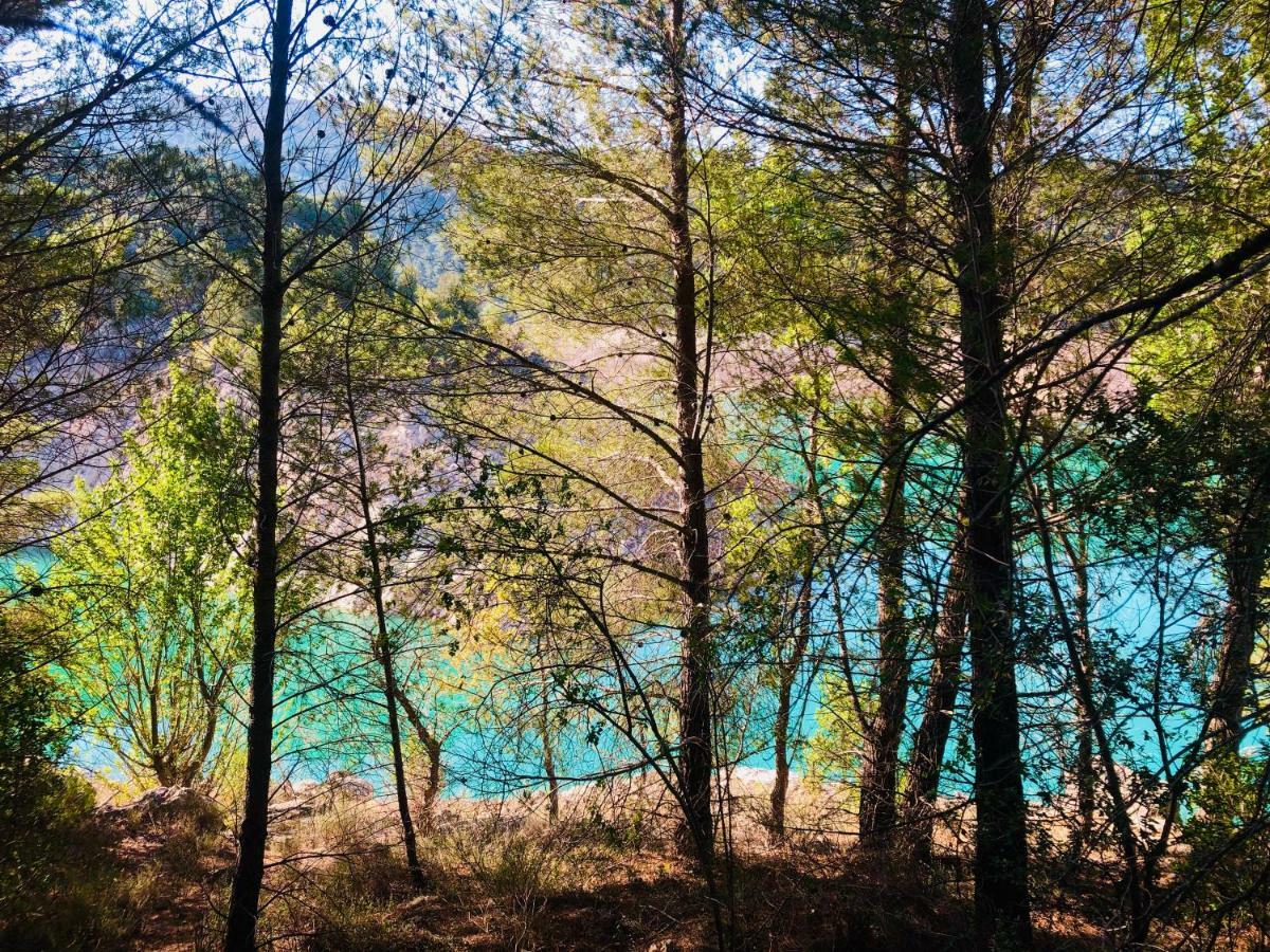 ホテル Les Cabanons Sainte Victoire エクステリア 写真